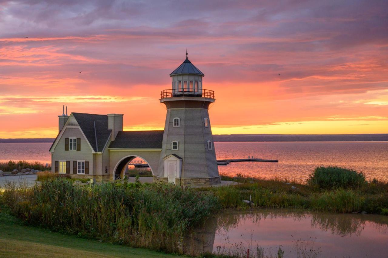 The Inn At Cobble Beach Kemble Bagian luar foto